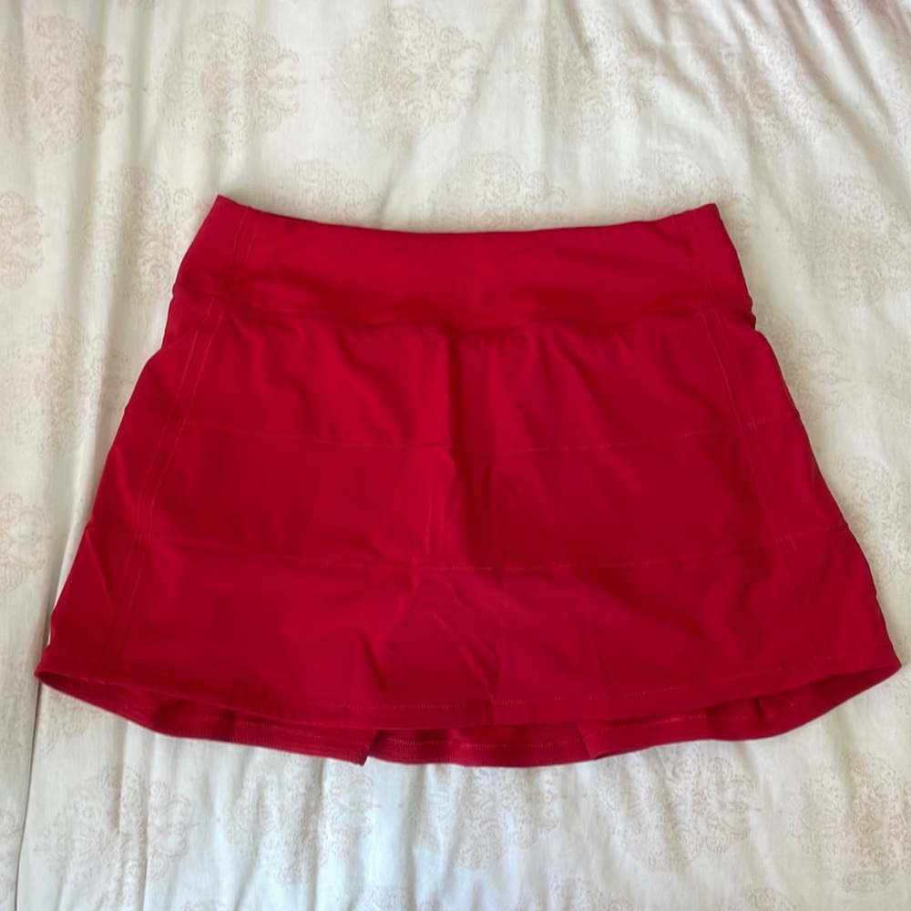 Lululemon pace rival skirt